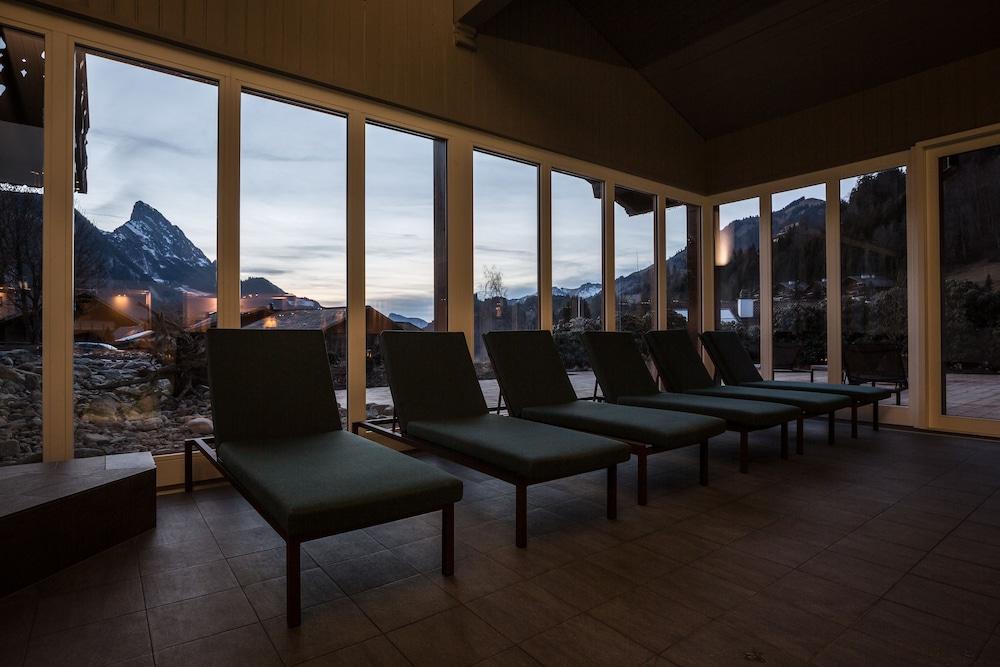 Huus Gstaad Otel Saanen Dış mekan fotoğraf